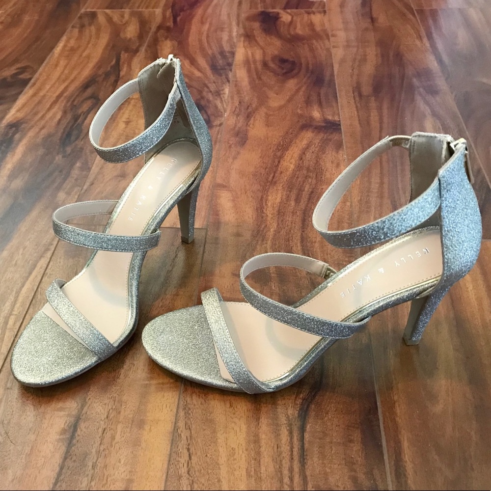 NWOT Kelly and Katie Heels